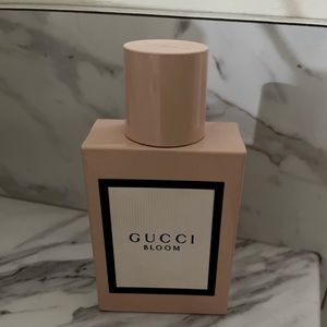 Gucci bloom perfume